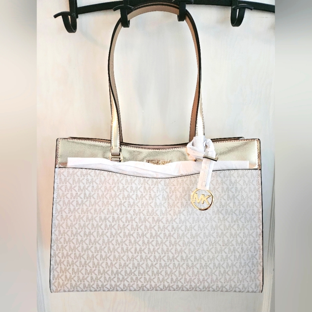 NWT Michael Kors Large Jet Set Tote Bag